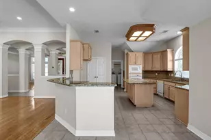 16214 Lobo Ln, Spring, TX 77379 - Photo 8