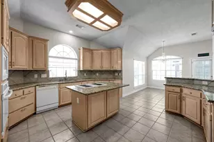 16214 Lobo Ln, Spring, TX 77379 - Photo 6