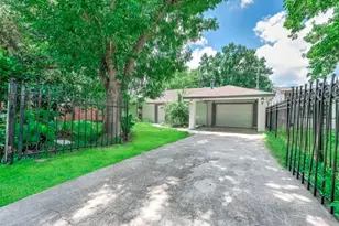 1305 Winchester Dr, Richmond, TX 77469 - Photo 2