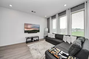 4214 Balboa Dr, Iowa Colony, TX 77583 - Photo 4