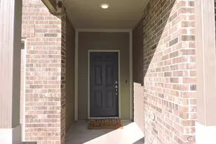 4022 Timber Sapp Dr, Conroe, TX 77304 - Photo 4