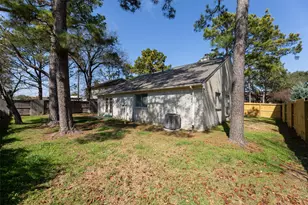 15907 Meadow Village Dr, Houston, TX 77095 - Photo 24