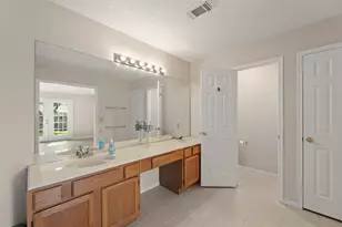 15907 Meadow Village Dr, Houston, TX 77095 - Photo 30