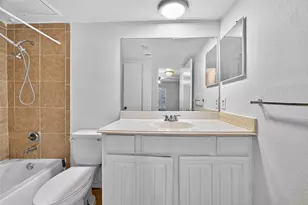 2110 Wilcrest Dr, Houston, TX 77042 - Photo 18