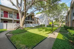 2110 Wilcrest Dr, Houston, TX 77042 - Photo 1