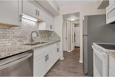 3220 69th Street #B8, Galveston, TX 77551 - Photo 20