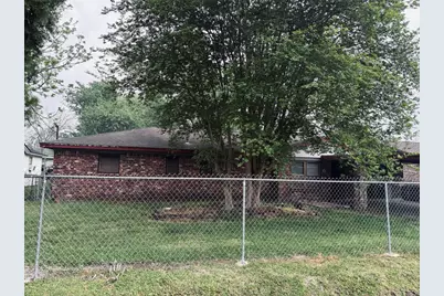 415 Zinn Drive, Crosby, TX 77532 - Photo 2