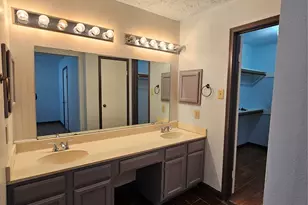 8319 Wind Veil Dr, Houston, TX 77040 - Photo 32