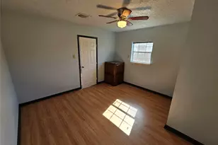8319 Wind Veil Dr, Houston, TX 77040 - Photo 32