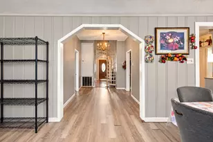 2120 Everett St, Houston, TX 77009 - Photo 10