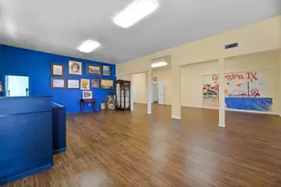 2102 Ave N, Galveston, TX 77550 - Photo 24