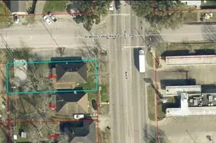 2600 Avenue F, Bay City, TX 77414 - Photo 2