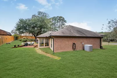 714 Quail Hollow Drive, Huntsville, TX 77340 - Photo 36