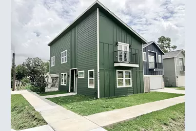 9303 Noel Street, Houston, TX 77033 - Photo 2