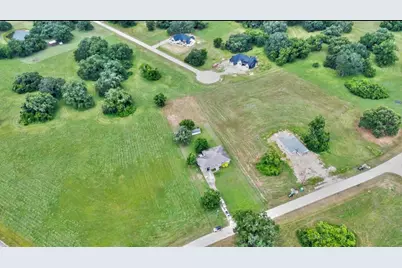 1226 Frontier Trail, Angleton, TX 77515 - Photo 40