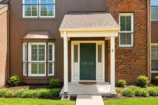 701 Bering Dr, Houston, TX 77057 - Photo 1