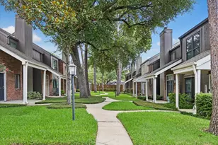 701 Bering Dr, Houston, TX 77057 - Photo 4
