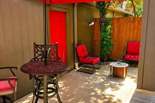 701 Bering Dr, Houston, TX 77057 - Photo 6