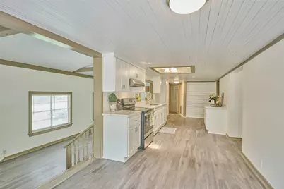 220 Belmont Street, Tomball, TX 77375 - Photo 10