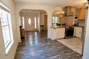 4031 Castor St, Houston, TX 77022 - Photo 8