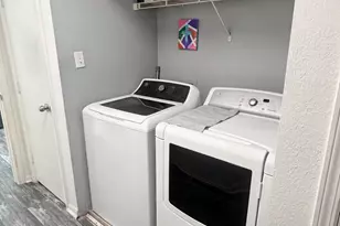 4031 Castor St, Houston, TX 77022 - Photo 14