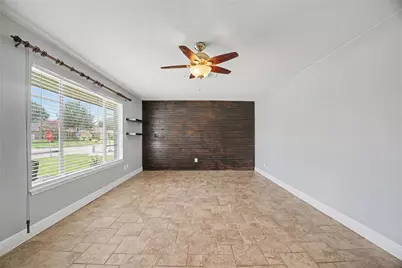 8330 Springtime Lane, Houston, TX 77075 - Photo 16
