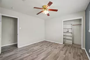 8330 Springtime Ln, Houston, TX 77075 - Photo 12