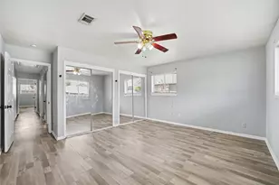 8330 Springtime Ln, Houston, TX 77075 - Photo 14