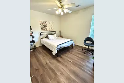 130 Ledgestone Place, The Woodlands, TX 77382 - Photo 18