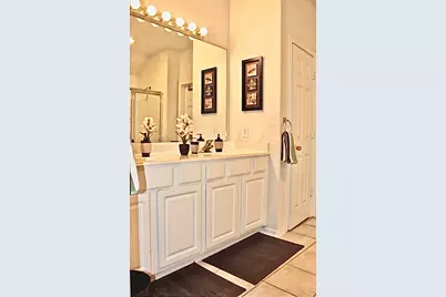 130 Ledgestone Place, The Woodlands, TX 77382 - Photo 16
