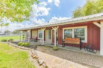 307 W Hufsmith Road, Tomball, TX 77375 - Photo 1