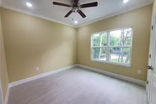 1306 N 9th St, Conroe, TX 77301 - Photo 40