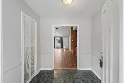 132 Red Oak Ln, Conroe, TX 77304 - Photo 2