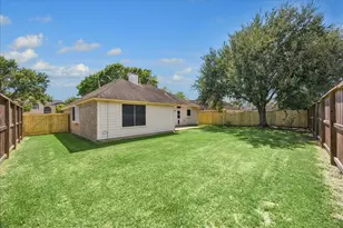 3419 Glastonbury Dr, Pearland, TX 77581 - Photo 6