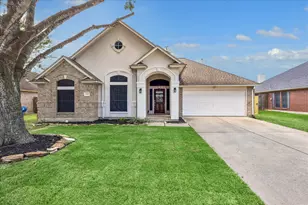 3419 Glastonbury Dr, Pearland, TX 77581 - Photo 1