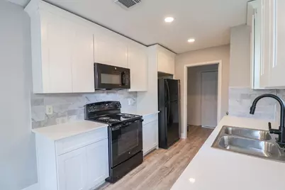 5027 Monteith Drive, Spring, TX 77373 - Photo 2