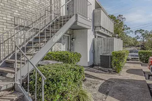 8787 Brae Acres Rd, Houston, TX 77074 - Photo 12