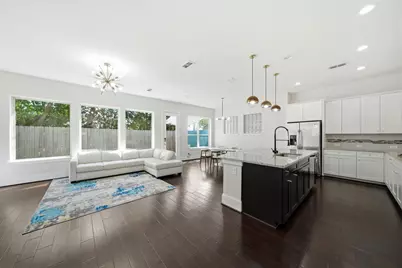 8808 Ashbloom Lane, Houston, TX 77080 - Photo 10