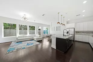 8808 Ashbloom Ln, Houston, TX 77080 - Photo 10