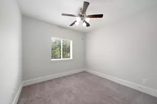 8808 Ashbloom Ln, Houston, TX 77080 - Photo 12