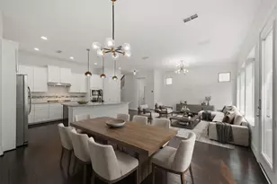 8808 Ashbloom Ln, Houston, TX 77080 - Photo 12