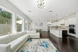 8808 Ashbloom Ln, Houston, TX 77080 - Photo 6