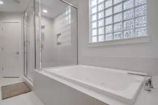 1403 Nagle St, Houston, TX 77003 - Photo 24
