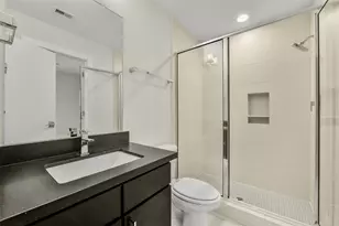1403 Nagle St, Houston, TX 77003 - Photo 6