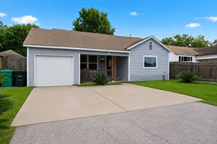 7717 Scanlock St, Houston, TX 77012 - Photo 2