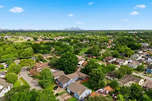 7717 Scanlock St, Houston, TX 77012 - Photo 36