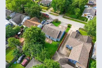 7717 Scanlock Street, Houston, TX 77012 - Photo 40