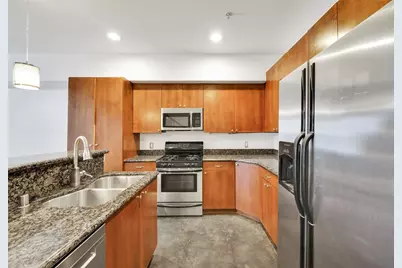 2216 Chenevert Street #6, Houston, TX 77003 - Photo 12