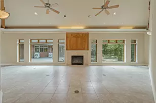 16621 Hereford Dr, Tomball, TX 77377 - Photo 10
