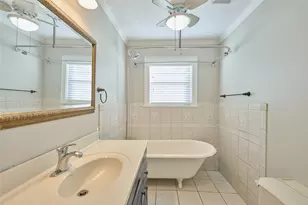 726 E 26th St, Houston, TX 77009 - Photo 38